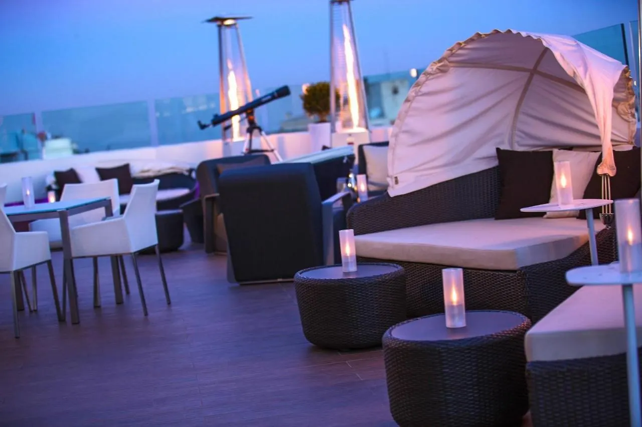 Renaissance Izmir Hotel