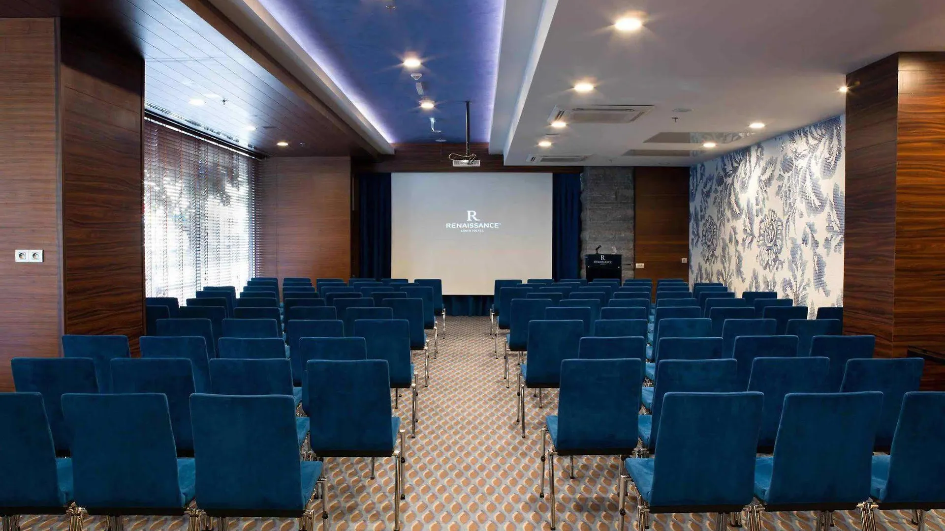 Renaissance Izmir Hotel