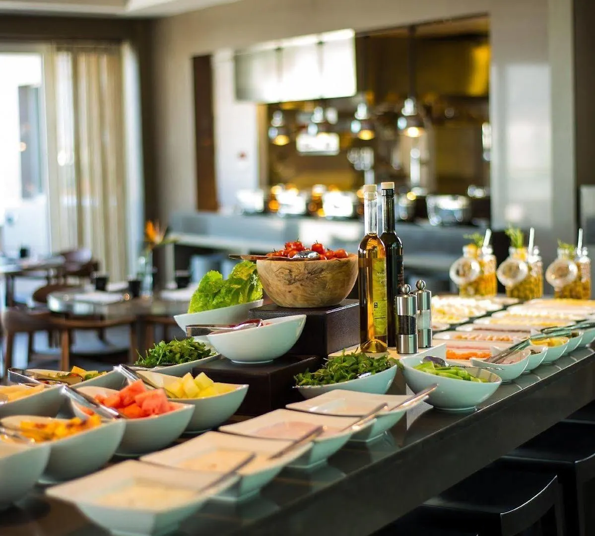 Renaissance Izmir Hotel